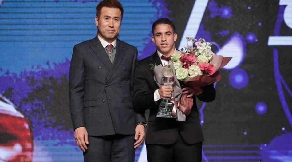 Meio-campista brasileiro leva prêmio de "garçom" na K-League 2