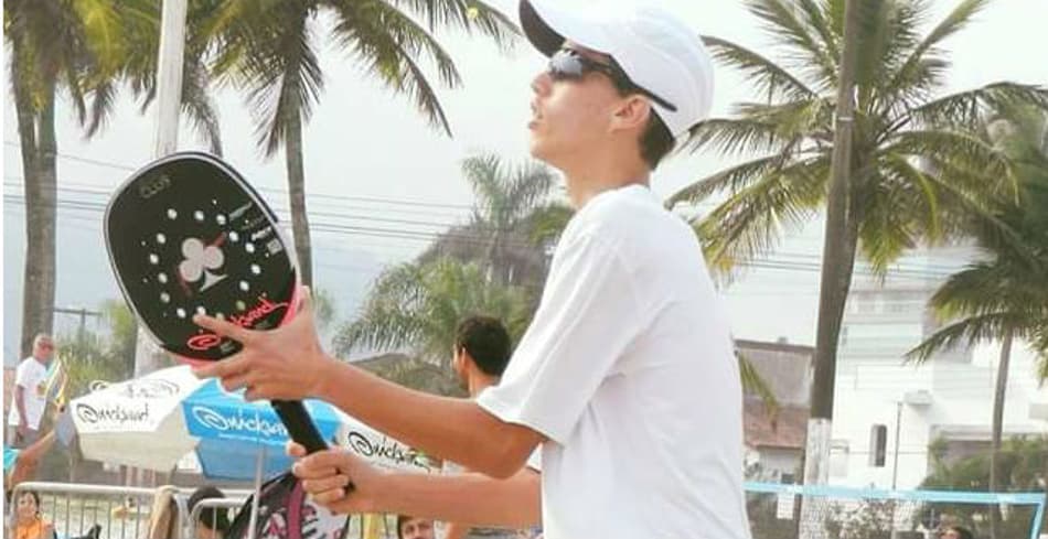 Com jovem talento da Baixada Santista, São Vicente (SP) recebe torneio de Beach Tennis