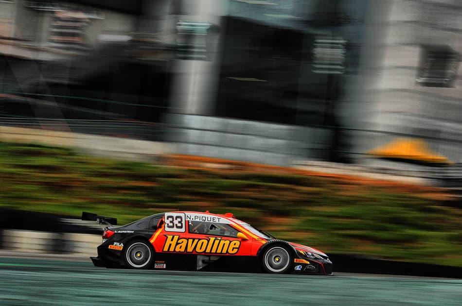 Stock Car: Piquet dá azar em quali que começou em pista molhada e parte para corrida de recuperação em Interlagos