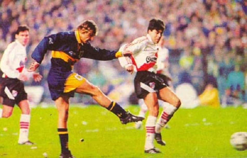 Relembre uma histórica goleada do Boca Juniors no River Plate