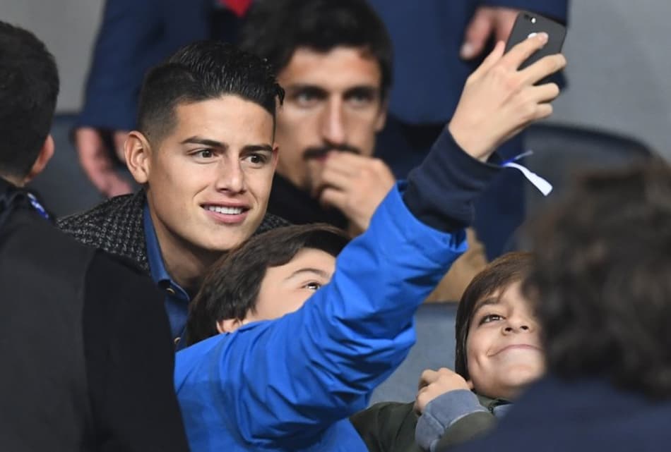 Ex-jogador argentino afirma: James Rodríguez quer voltar para o Real Madrid