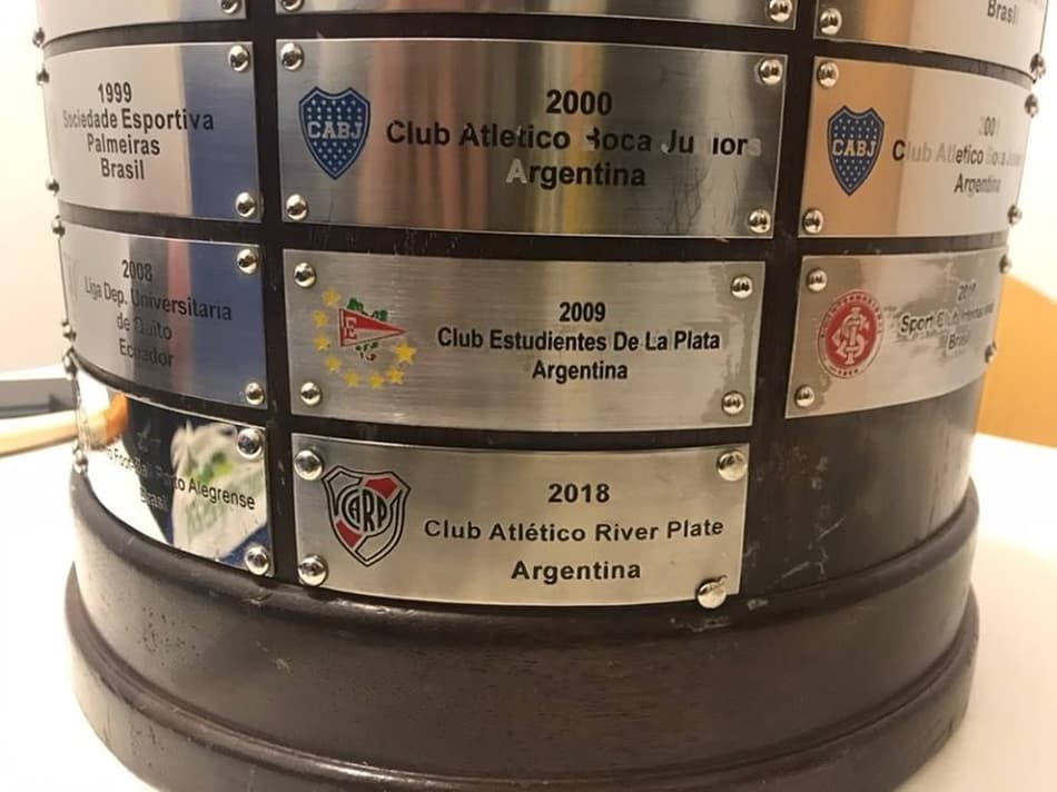 Gafe na taça da Libertadores com clube argentino não foi a primeira