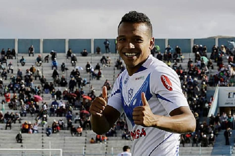 Um experiente atacante colombiano domina a artilharia na Bolívia