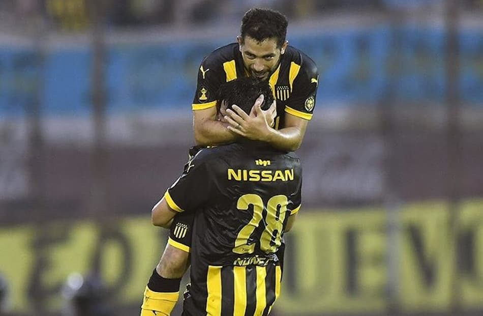 De olho no jogo do Fla, Peñarol e San José buscam a recuperação na Liberta