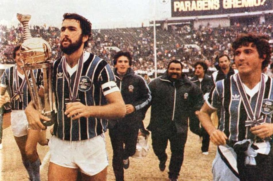 Em um 11 de dezembro, o Grêmio dominava o mundo há 35 anos