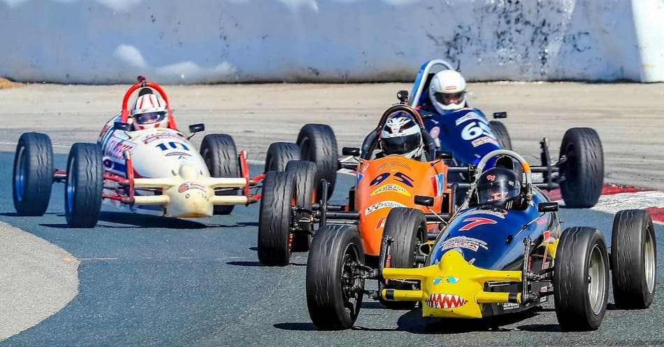 Interlagos recebe piloto americano e terá decisão na Fórmula Vee Júnior