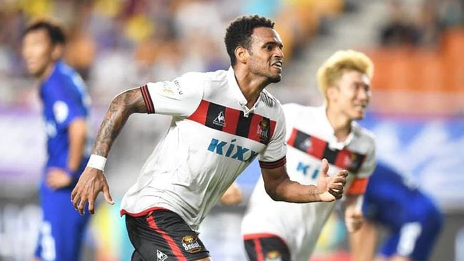 Destaque na Coreia, brasileiro troca FC Seoul pelo Consadole Sapporo