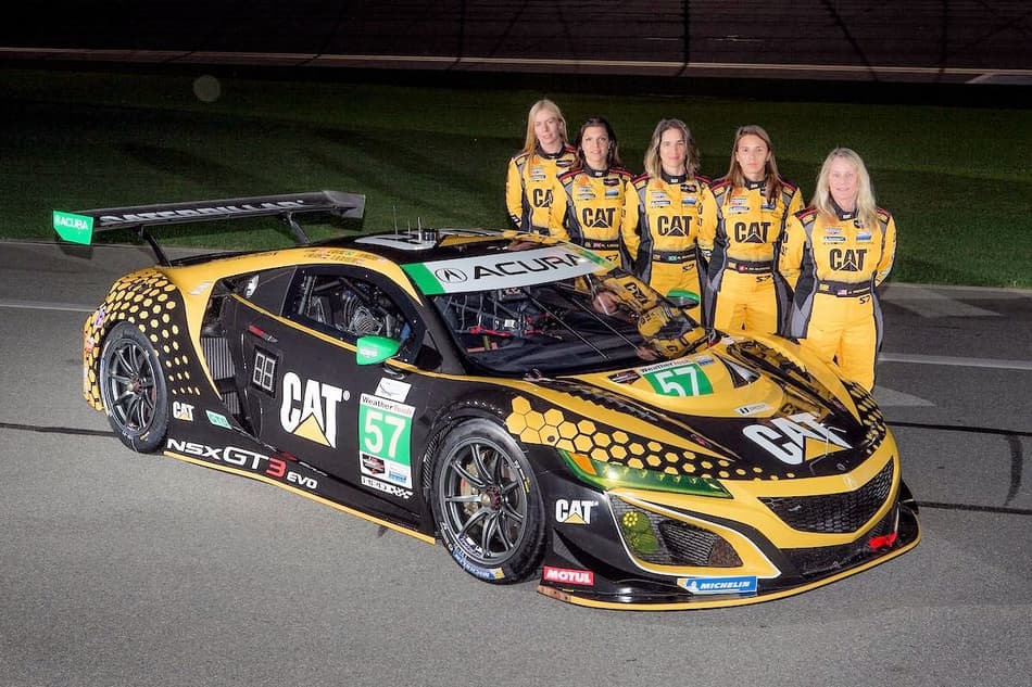 Em equipe composta apenas por mulheres, Bia Figueiredo é a mais rápida em Daytona