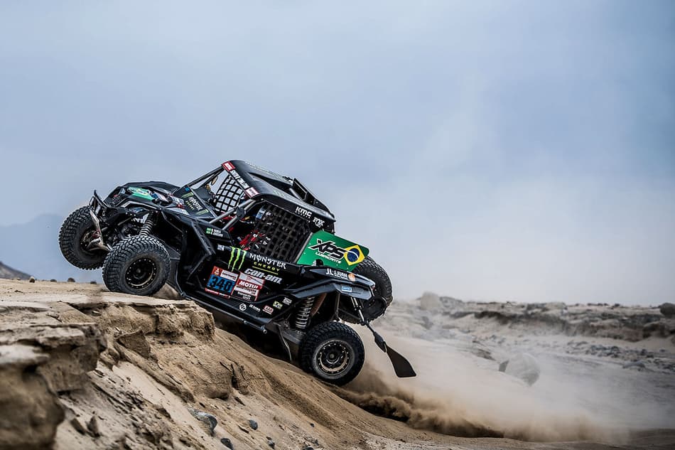 Rally Dakar: brasileiros mantêm a liderança entre os UTVs