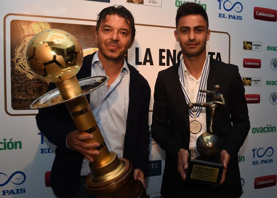 Pity Martínez e Gallardo recebem os prêmios de Melhores da América