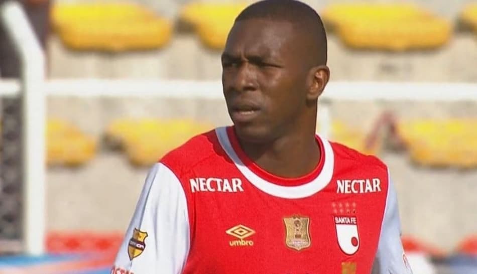 Violento dentro de campo, zagueiro colombiano entrou na mira de time sul-americano