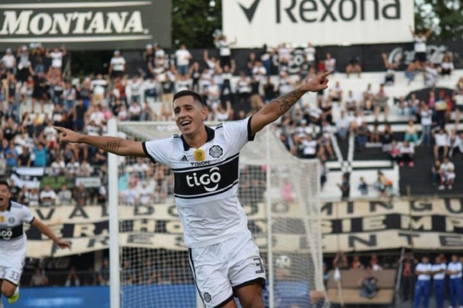 Olimpia anuncia empréstimo de atacante para clube brasileiro
