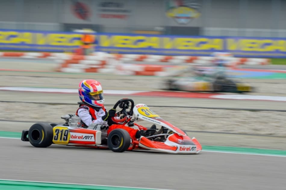 Atual campeão brasileiro de kart, Rafael Câmara inicia temporada na Europa no teste oficial do WSK