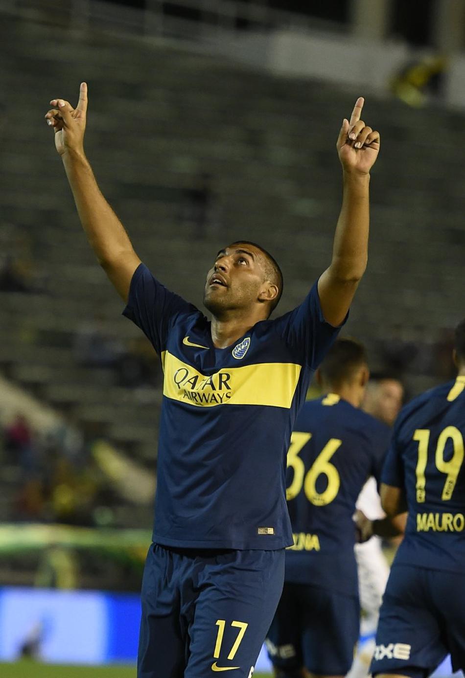 Ramón Ábila brilha e Boca Juniors derrota Aldosivi