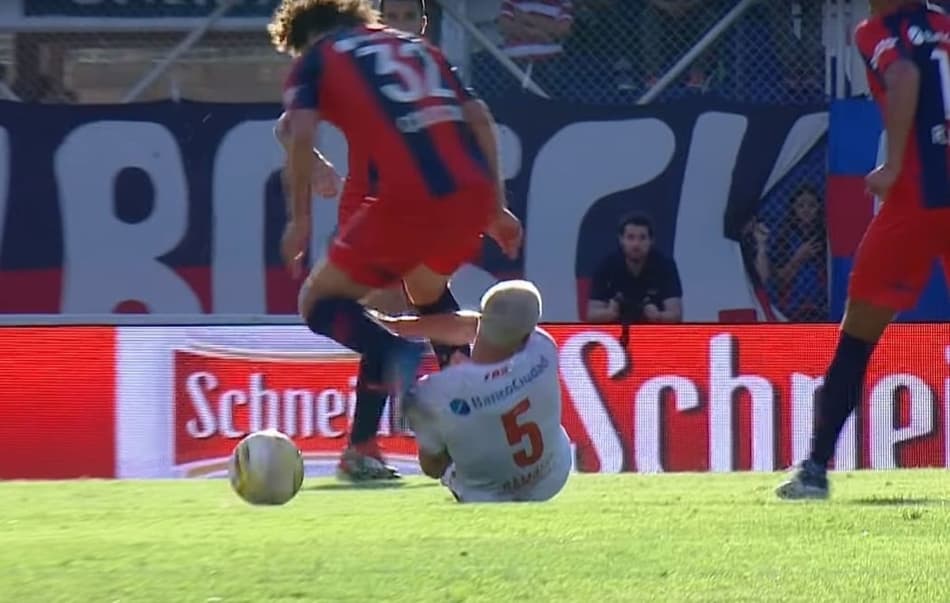 San Lorenzo faz pedido para AFA anular suspensão de Coloccini