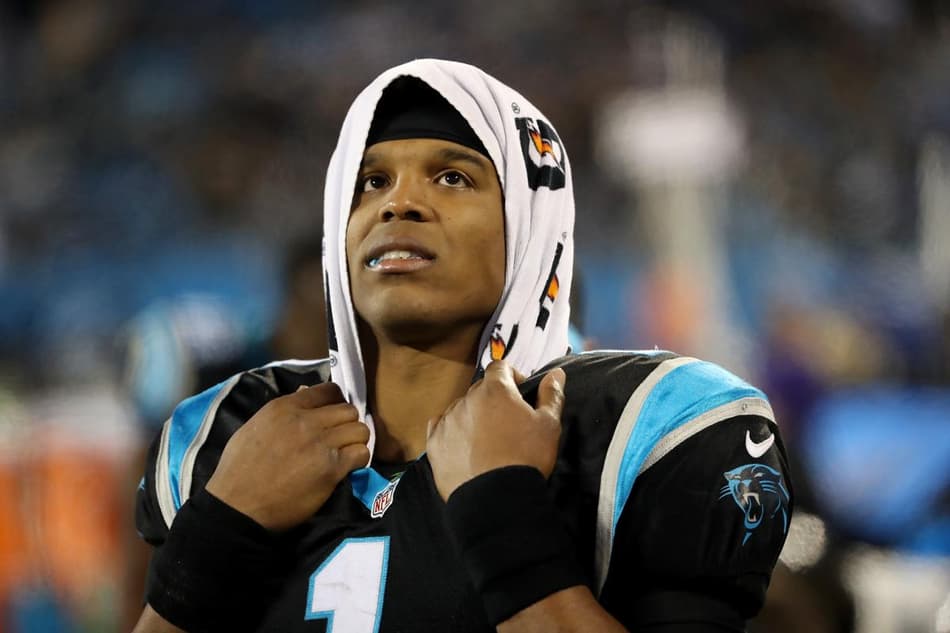 Cam Newton está fora da temporada. Vimos sua última atuação com o Panthers?