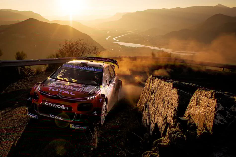 Ogier mantém a liderança durante a sexta-feira; Tanak cai para sétimo