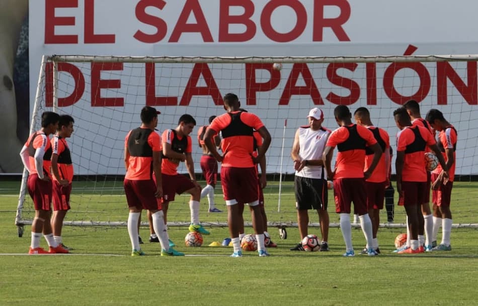Ainda com chances de classificação no sub-20, seleção peruana é alvo de críticas