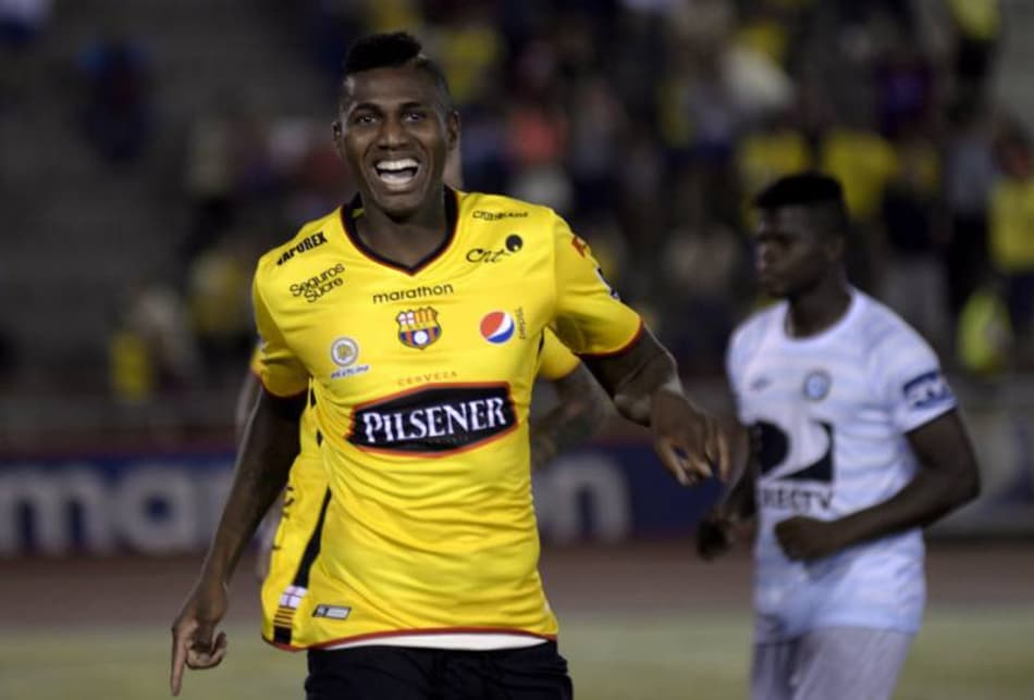 Atacante deixa Barcelona de Guayaquil e acerta com a LDU