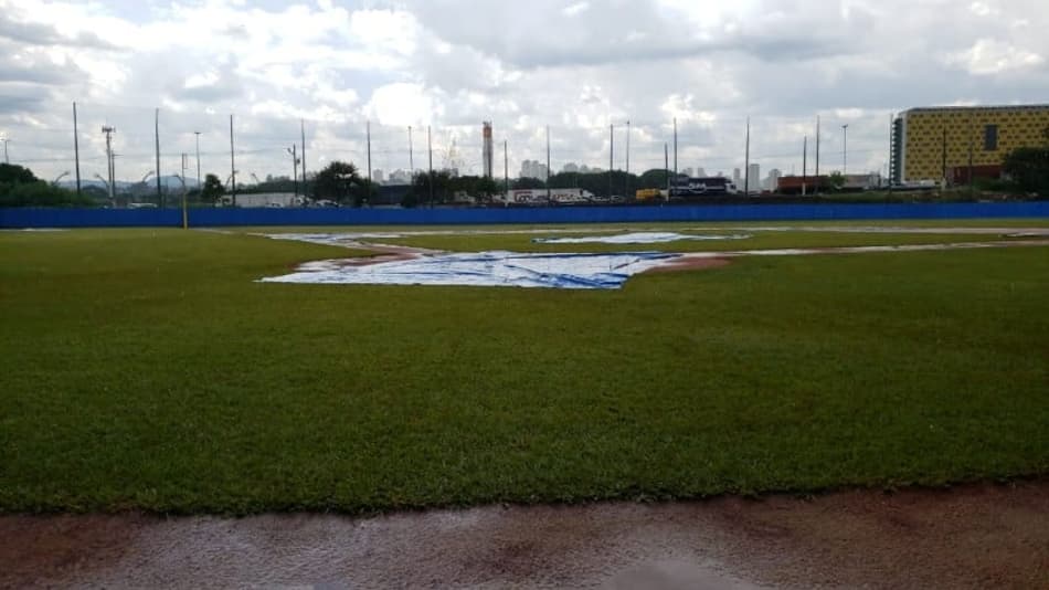 Laguna Olímpico: Pré-Pan de beisebol tem dia para esquecer