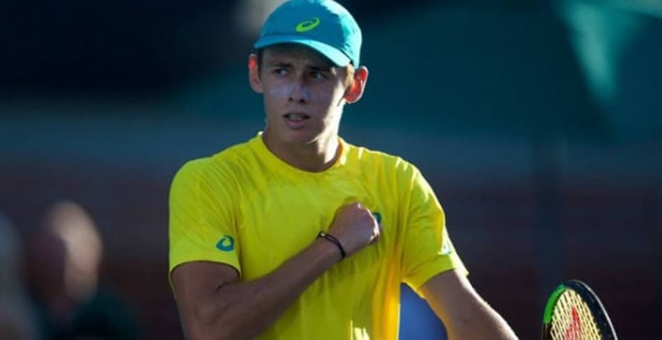 Minaur vence Andújar em 1º jogo de torneio na Espanha