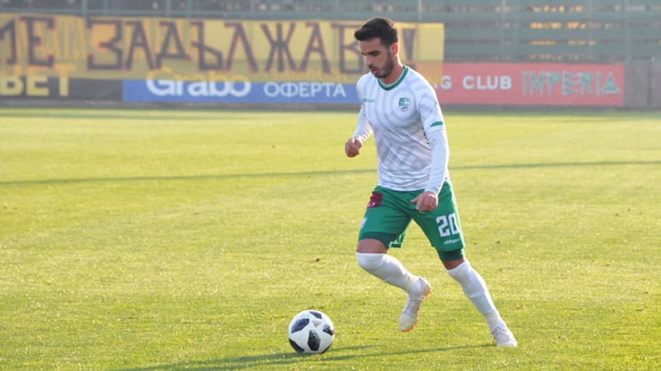 Ex-Furacão, Matheus Leoni conta sobre adaptação ao futebol da Bulgária