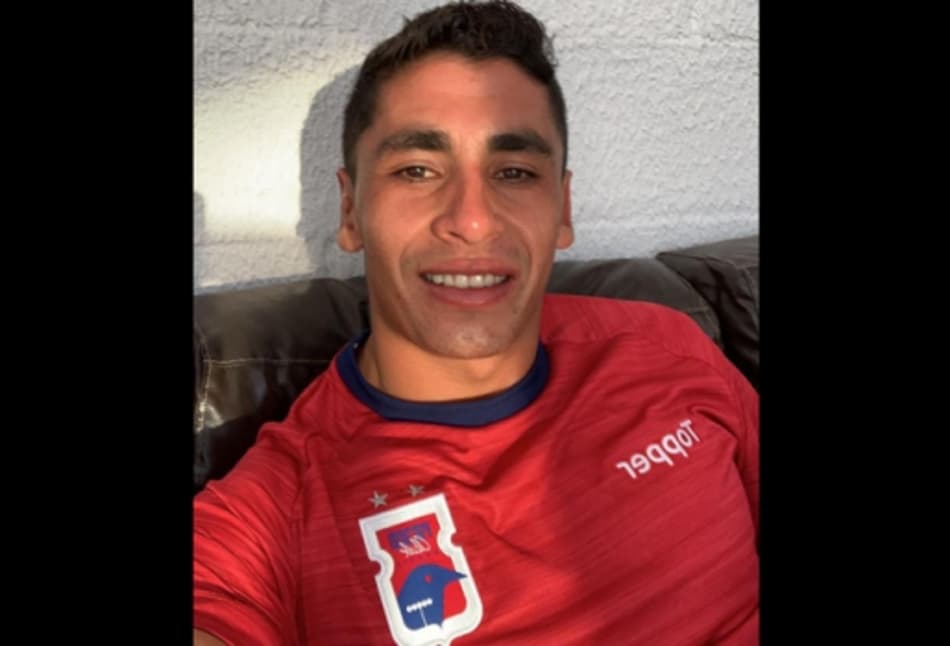 Após estreia pelo Paraná, chileno Alejandro Márquez quer ser titular no clássico