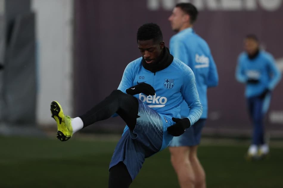 Dembélé volta a treinar no Barça antes de decisão na Champions