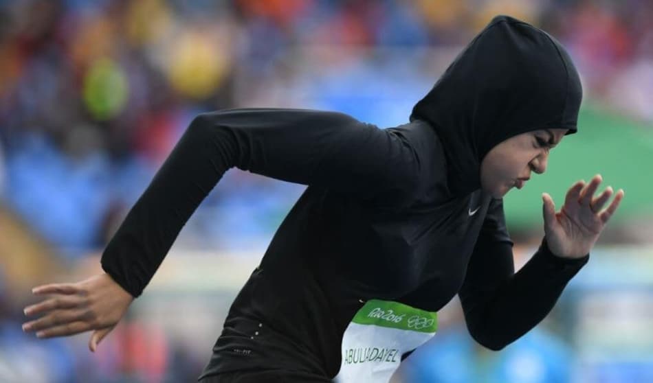 Laguna Olímpico: Grupo feminista pede direitos iguais para atletas muçulmanas em Paris-2024