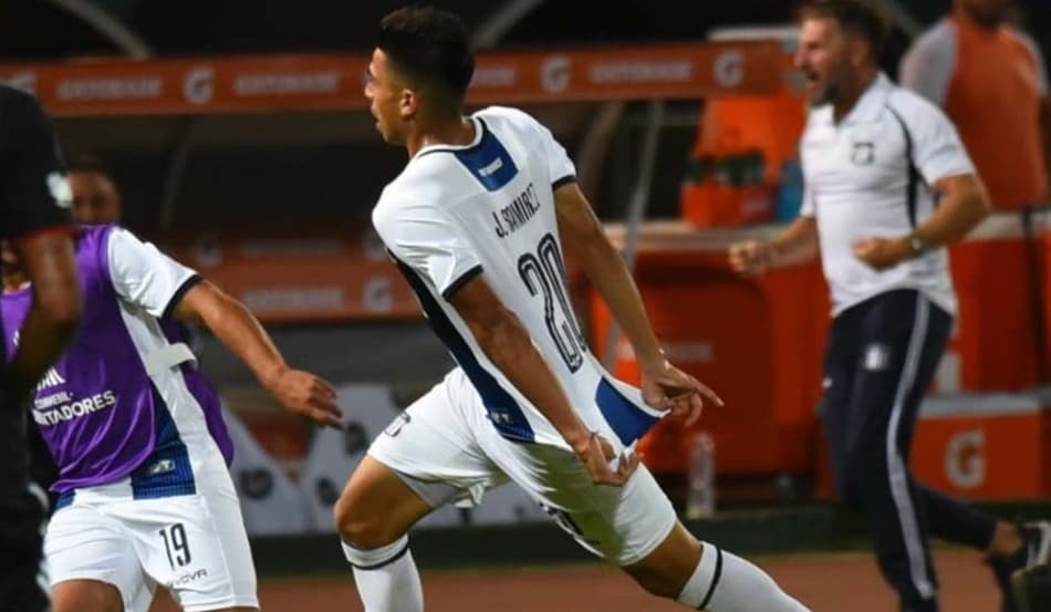Zebras na fase anterior, Talleres e Palestino abrem luta por vaga no grupo A