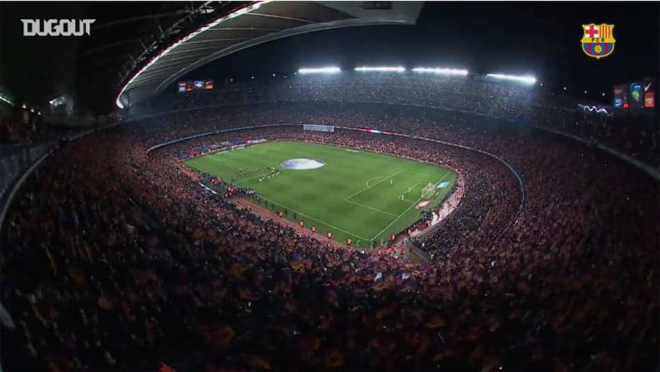 VÍDEO: Torcida do Barça dá show e canta hino à capela antes de clássico