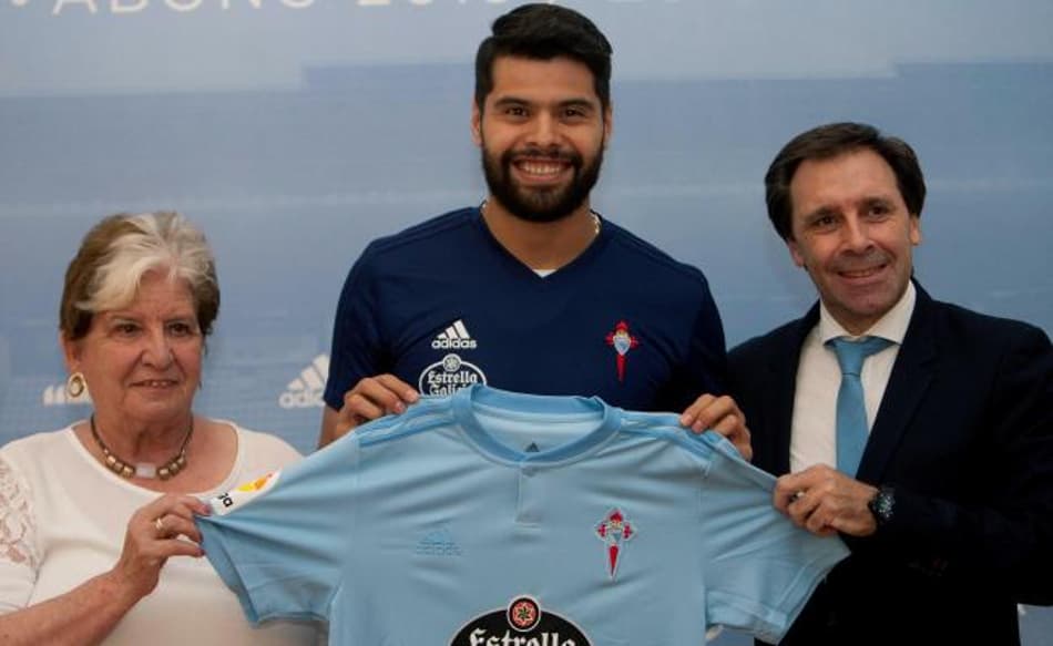 Liga Espanhola usa rede social para destacar desempenho de mexicano