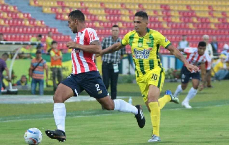 Zagueiro Henrí Pernía espera ganhar ritmo de jogo no início de ano