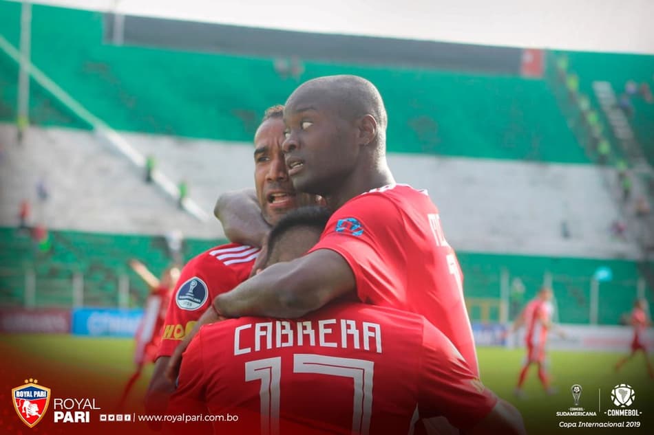 Por atraso de salários, dois jogadores deixam o Royal Pari