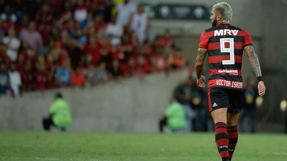 ATUAÇÕES: Coletivo não funciona, e Flamengo fica devendo no clássico