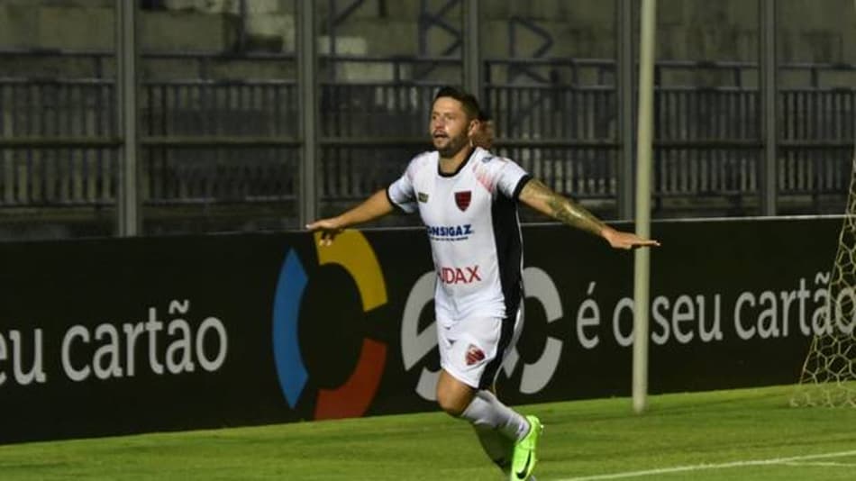 “Passeando”, Oeste massacra Fast-AM e segue na Copa do Brasil