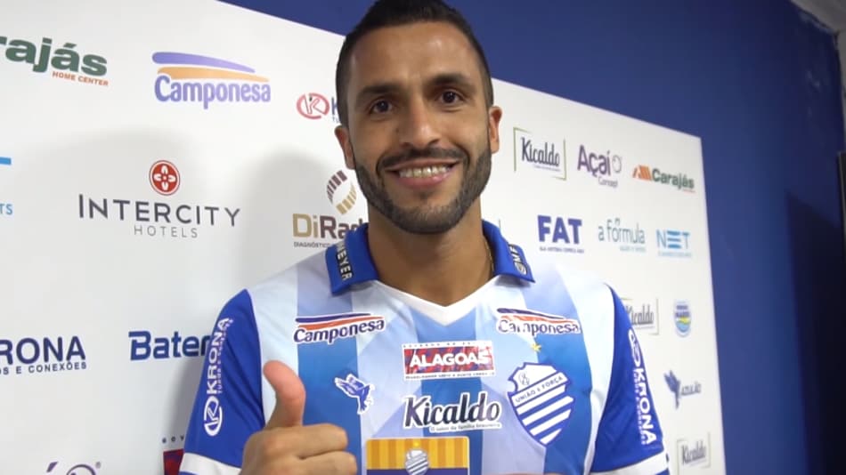 Reforço do CSA, Ronaldo Alves fala sobre a adaptação no Azulão