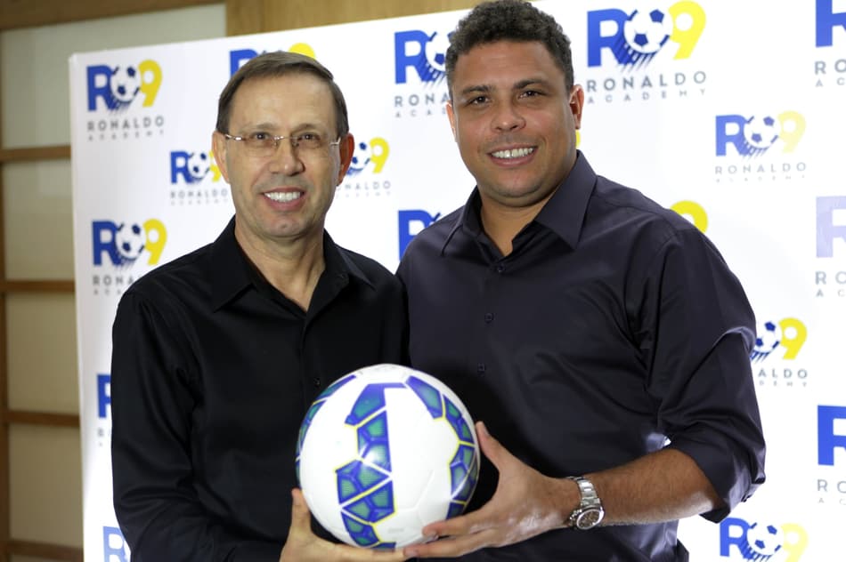 Ronaldo Academy - R9
