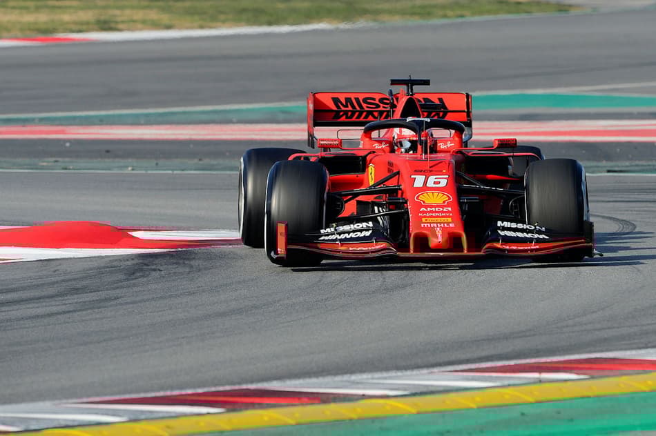 Leclerc acredita que rivais ‘esconderam o jogo’ na primeira semana dos testes em Barcelona