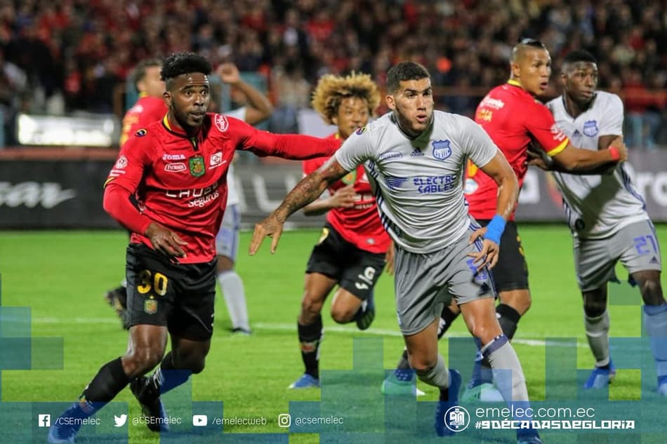Cuenca bate Emelec e assume a ponta do Campeonato Equatoriano