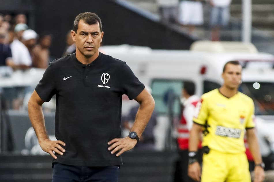 Menos gols, mais defesa: Timão pode engatar em 2019 contra o Botafogo