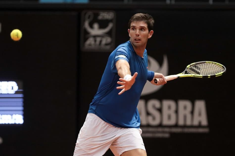 De olho no bicampeonato, Delbonis abre sua campanha no Brasil Open nesta segunda