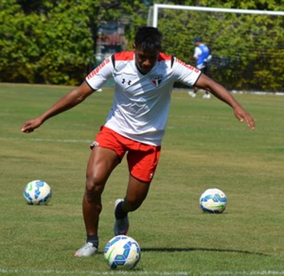 Ex-São Paulo revela vontade de defender gigante sul-americano