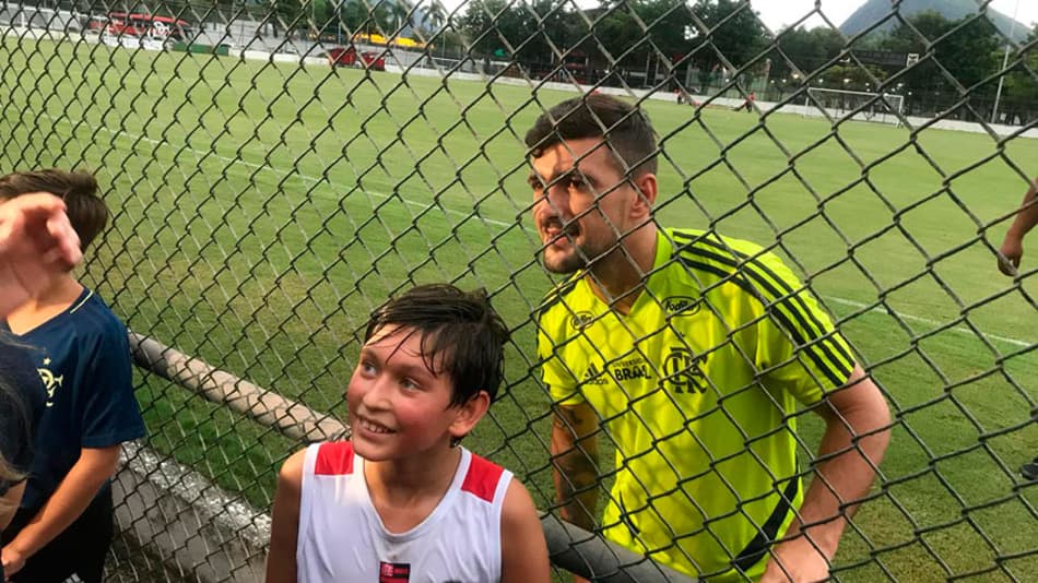 Flamengo fez treino na Gávea e atraiu os torcedores