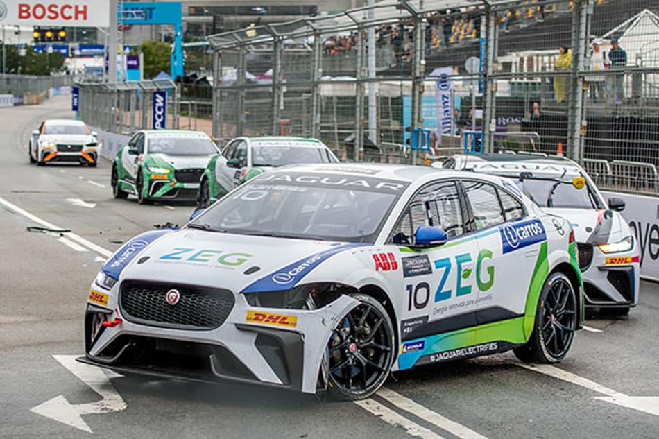 Sergio Jimenez brilha em Hong Kong com terceiro pódio seguido para Jaguar Brazil Racing