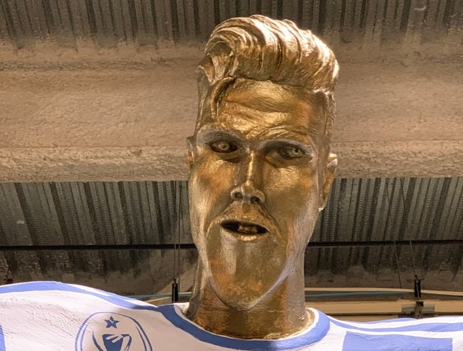 Beckham é “trollado” com versão falsa de estátua feita pelo LA Galaxy