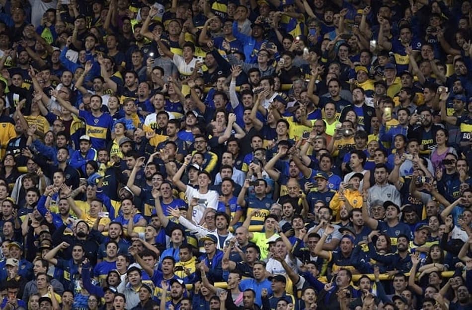Depois de sofrer no 1° tempo, Boca resolve em 15 minutos contra o Tolima