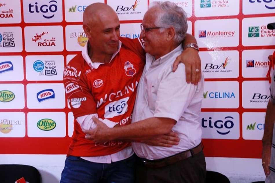 Eduardo Espinel é apresentado como novo treinador do Guabirá