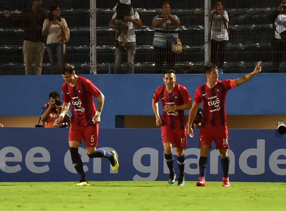 Haedo faz dois, Cerro Porteño bate Zamora e segue 100% na Libertadores