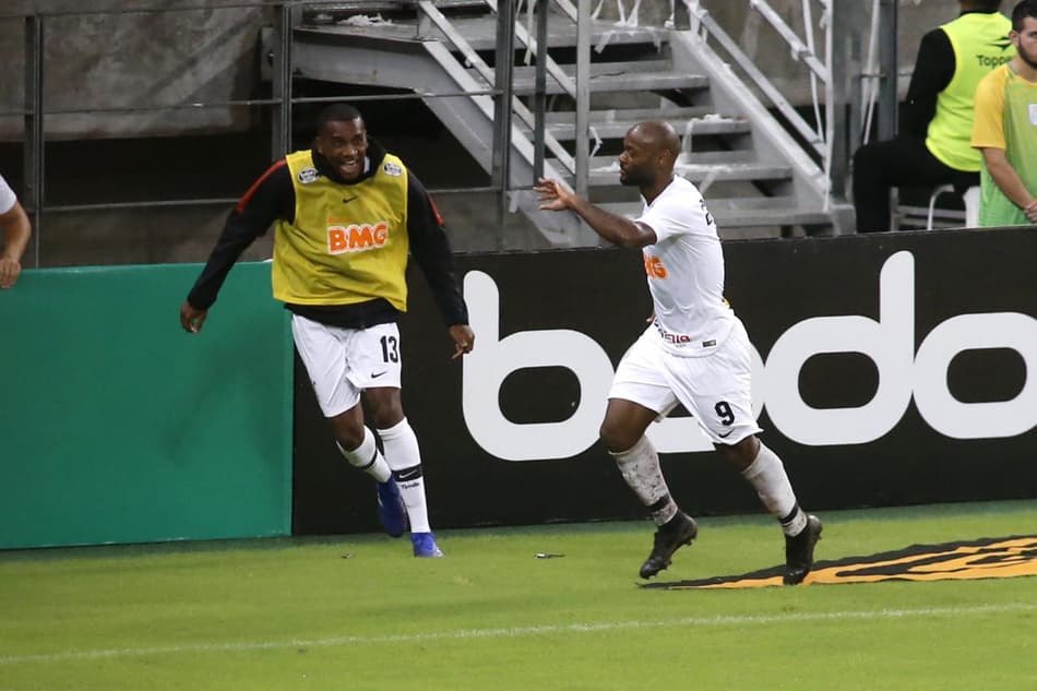 L! Espresso: Love dá sinais de que é um dos grandes acertos do Timão